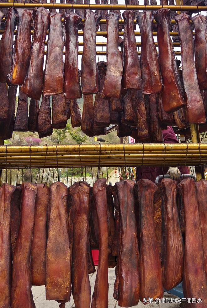 匠心守古韵 腊肉飘香筑新篇不朽情缘网站夏金珍：茶女(图5)